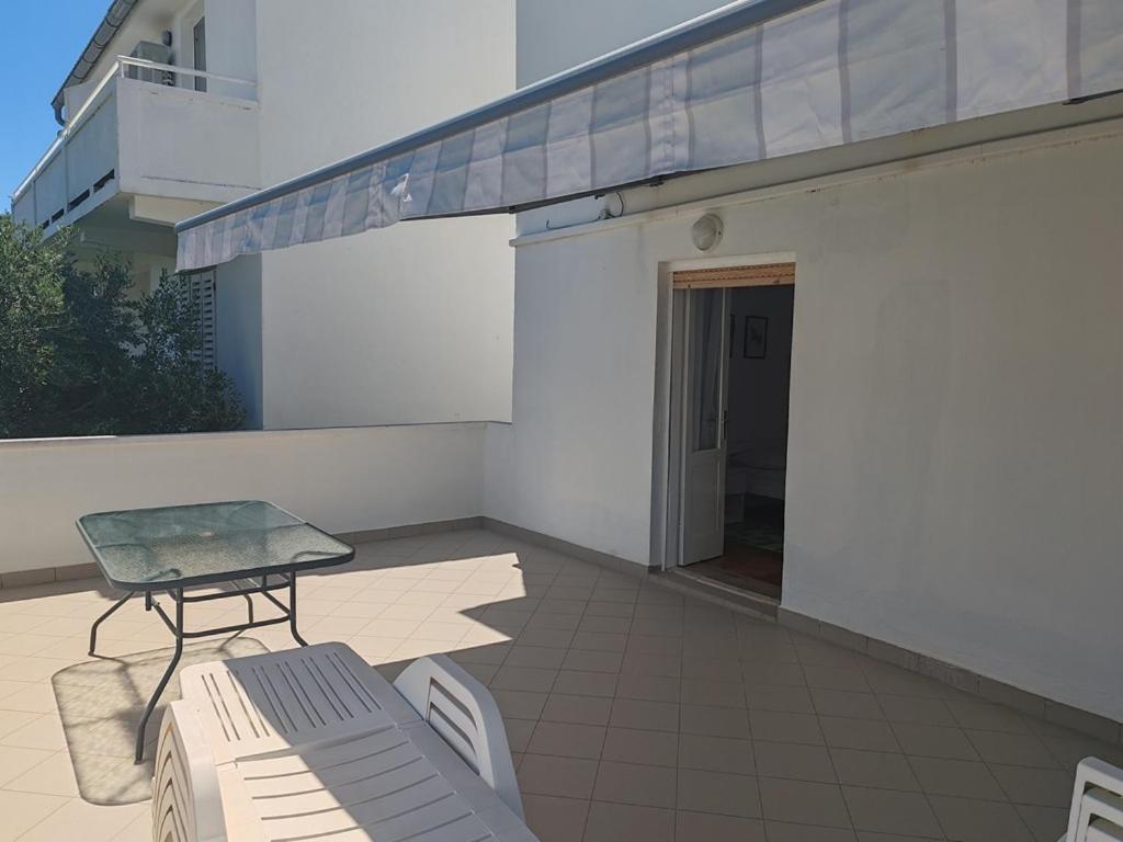 Ribaric Villa Banjol Exterior photo