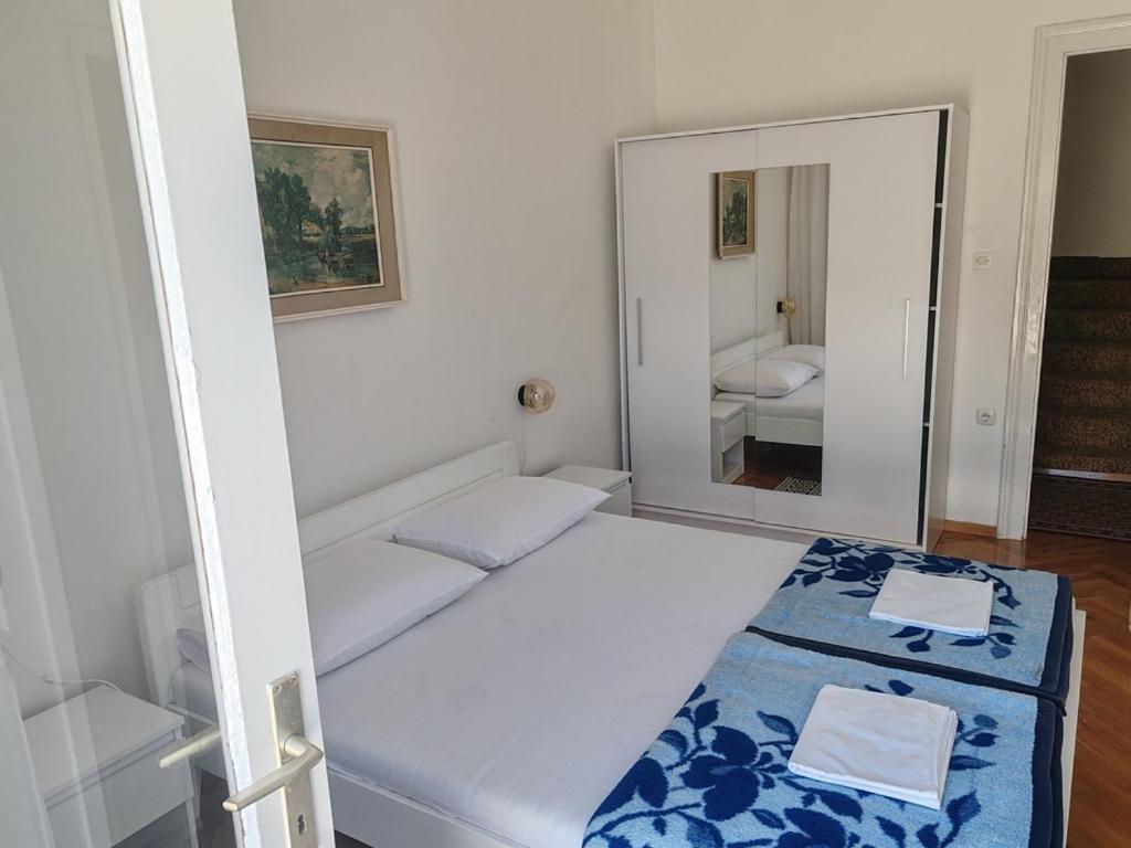 Ribaric Villa Banjol Exterior photo