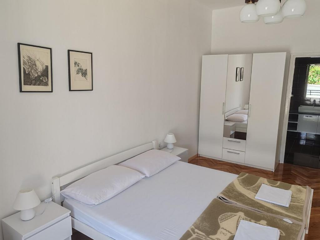 Ribaric Villa Banjol Exterior photo