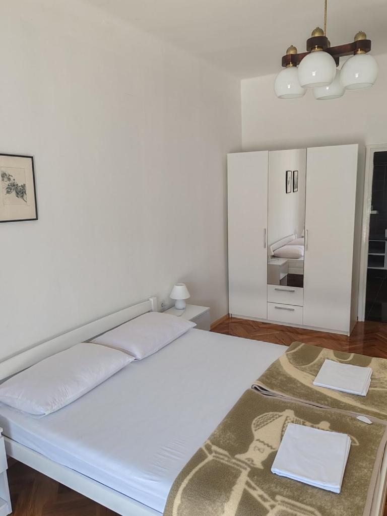 Ribaric Villa Banjol Exterior photo